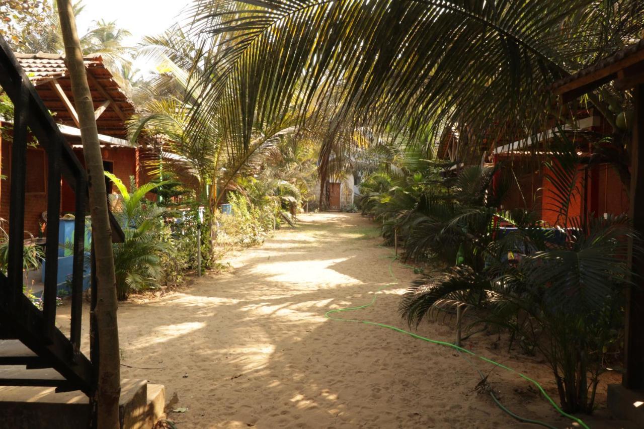 Secret Garden Arambol Hotell Exteriör bild